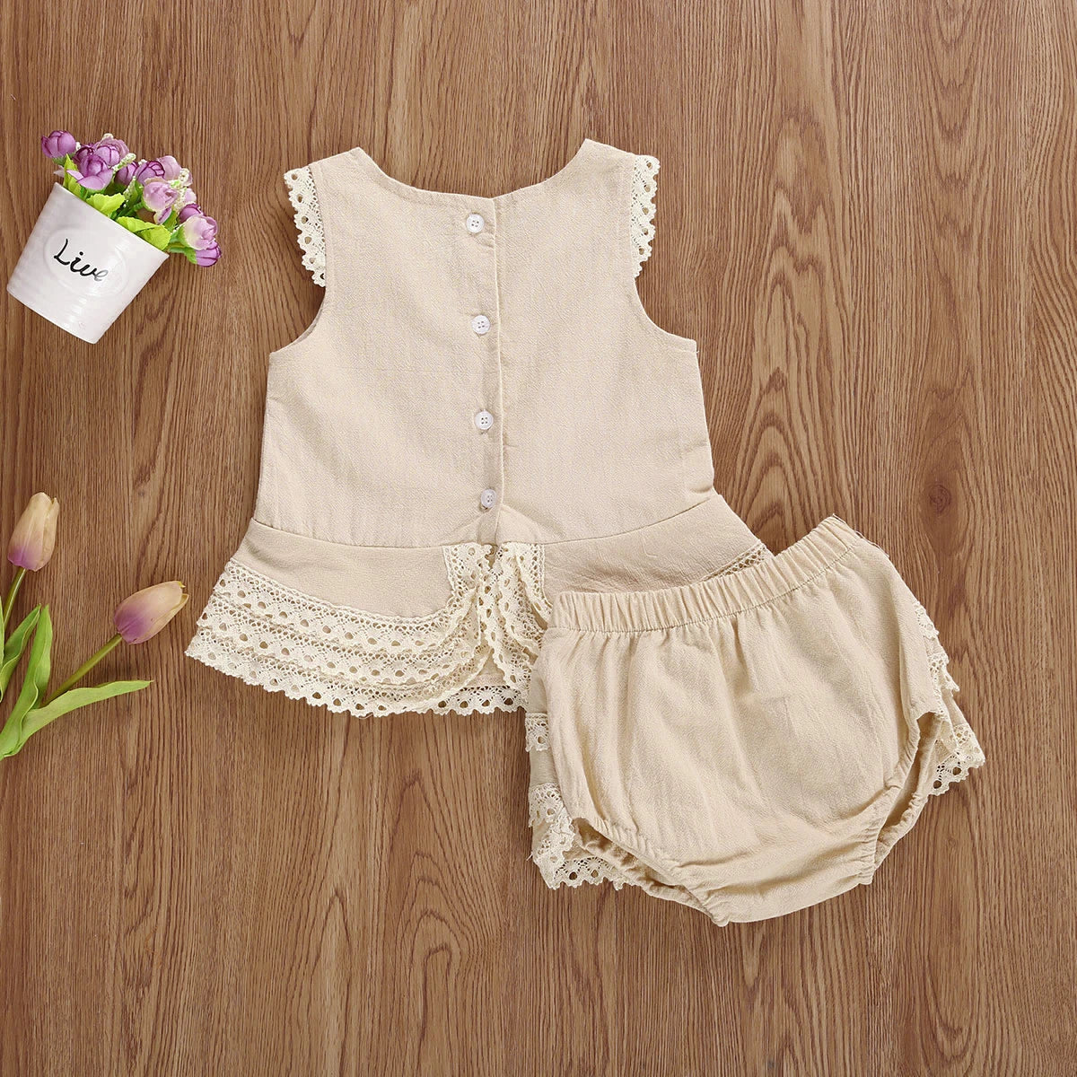 Neutral Babe